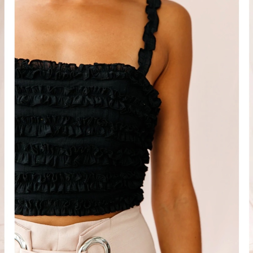 Black crop top